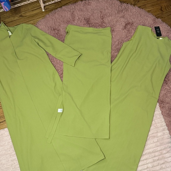 3-Piece Sleeveless Dress + Wrap Skirt + Abaya - Picture 3 of 7